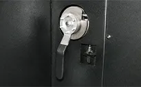 With battery handle controller can automatically remove out