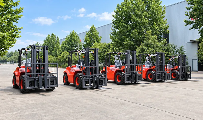 FD30 (4WD) Rough Terrain Forklift