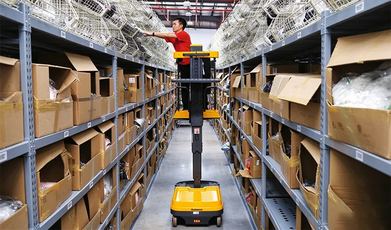 Compact Order Picking Design